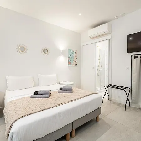 27 Vautrin - Modern And Renovated Centre *